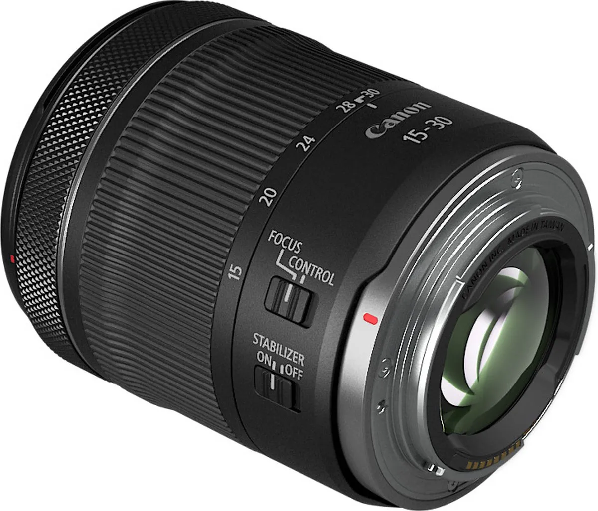 Canon RF 15-30mm f/4.5-6.3 IS STM Groothoeklens - 67mm - Zwart