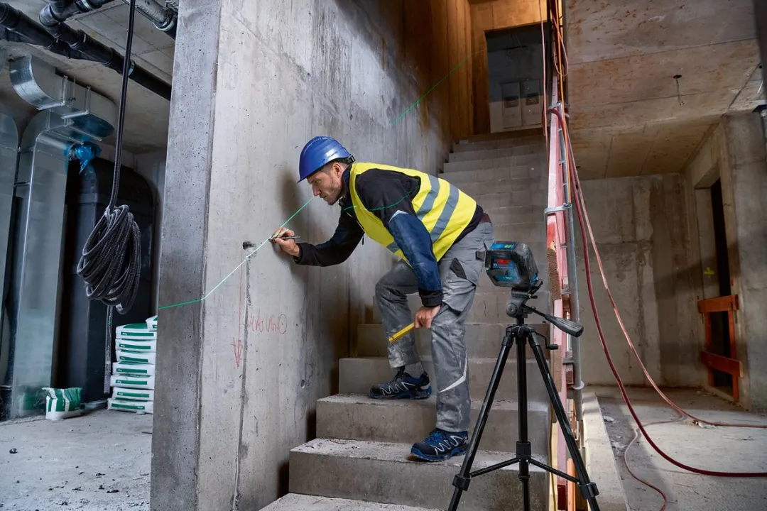 Bosch Professional GLL 2-15 G Groene Kruislijnlaser - 4x AA - afbeelding 4 van 6