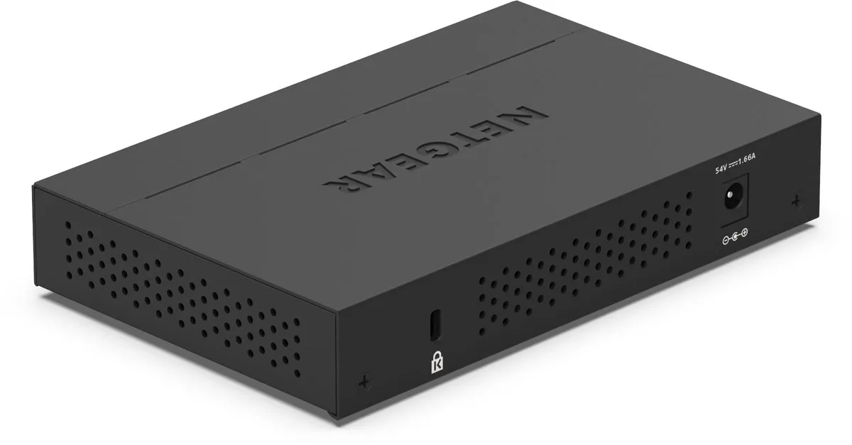 Netgear GS305PP 5-Poort Gigabit PoE+ Switch - 83W - Zwart