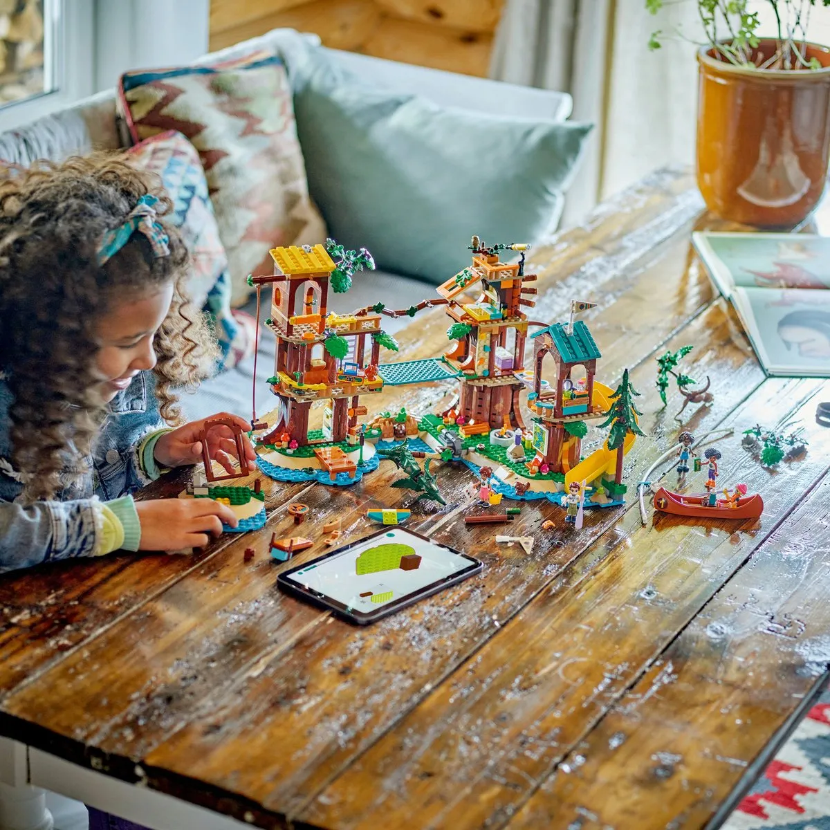 LEGO Friends Avonturenkamp Boomhut 42631 - 1128 Stukken - afbeelding 5 van 6