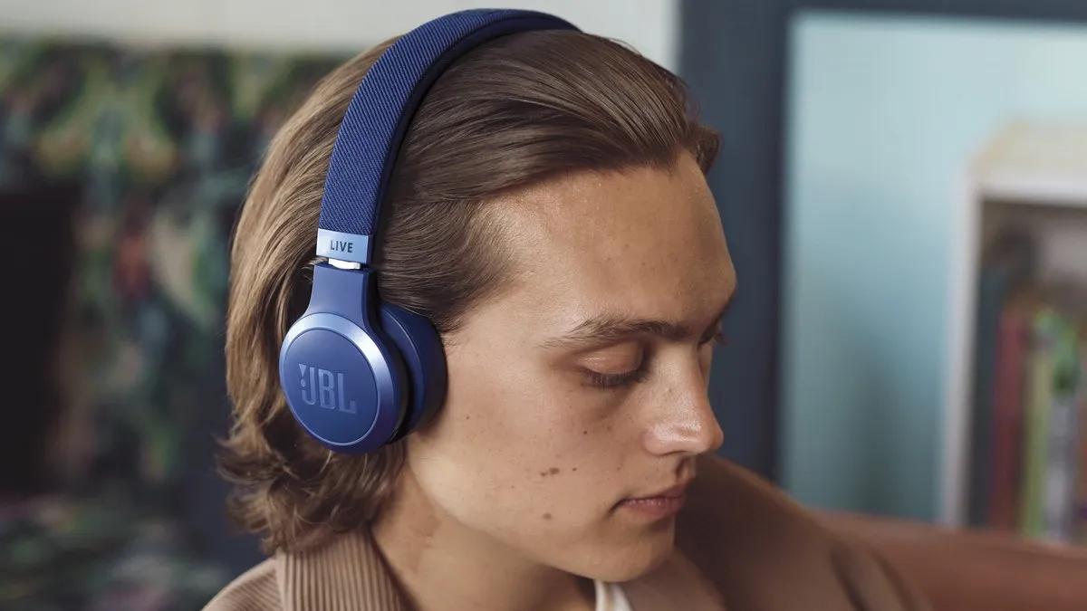 JBL Live 670NC Noise Cancelling Koptelefoon - Blauw