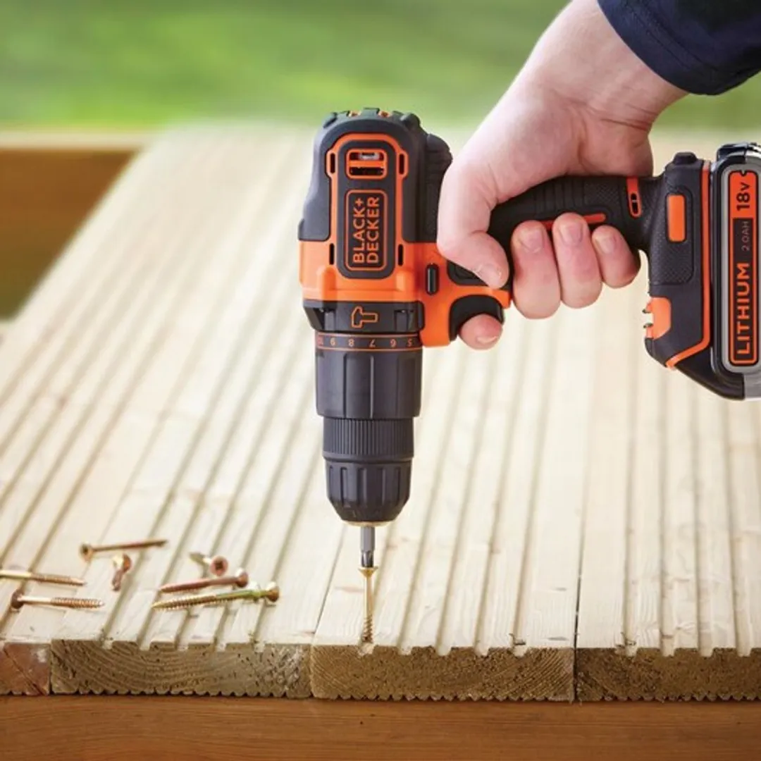 BLACK+DECKER BDCHD18 Accuboormachine 18V - 2x 2000mAh