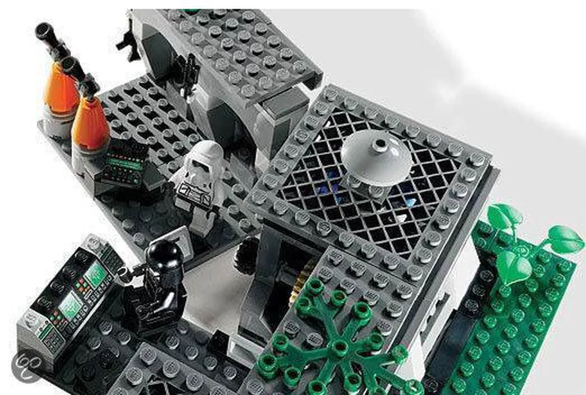 LEGO Star Wars The Battle of Endor 8038 - 842 Stukken - afbeelding 5 van 5