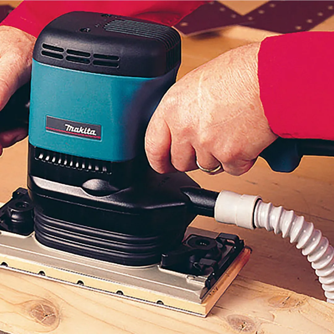 Makita 9046J Vlakschuurmachine 600W