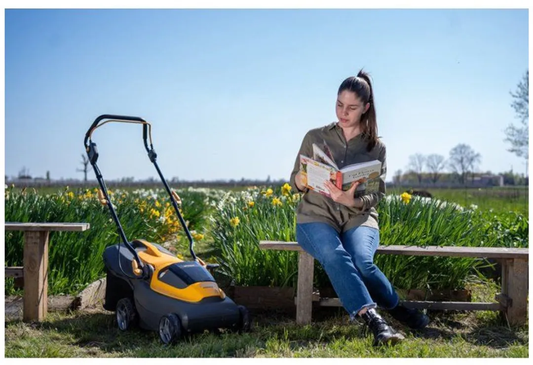 Stiga Collector 136e + GT100e Accugrasmaaier & -trimmer - 2x 2000mAh - afbeelding 6 van 6