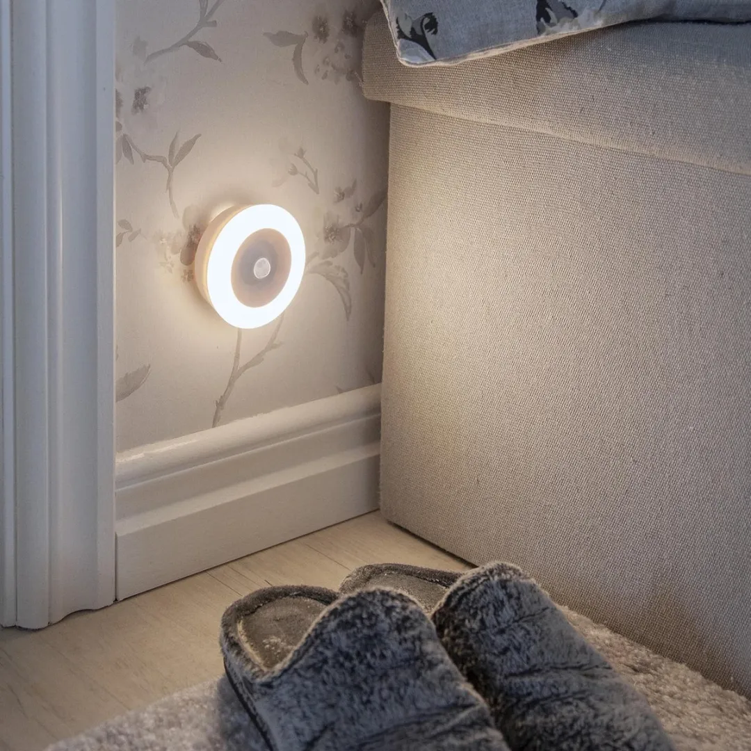 Star Trading LED Nachtlampje Ø8,6cm - Mat Glas - Wit Licht - afbeelding 6 van 6