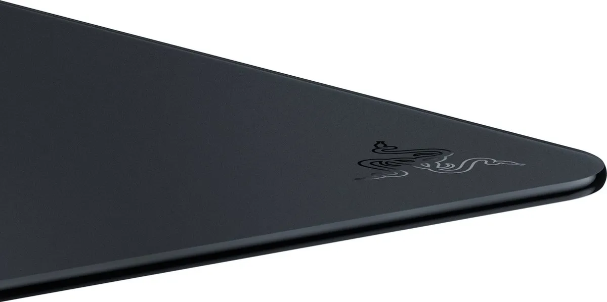 Razer Atlas Glazen Muismat RZ02-04890100-R3M1 - Zwart