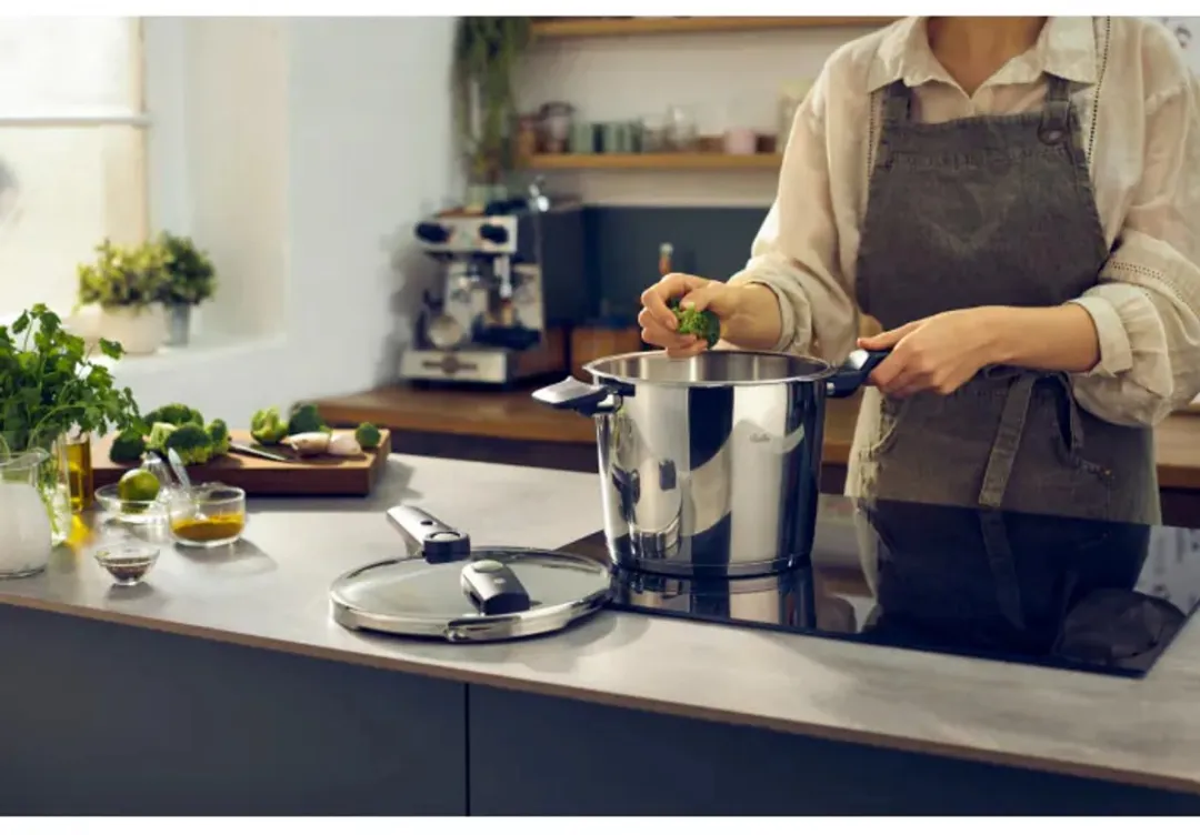 Fissler Vitaquick Elemental Snelkookpan 6L - Saliegroen - Inductie