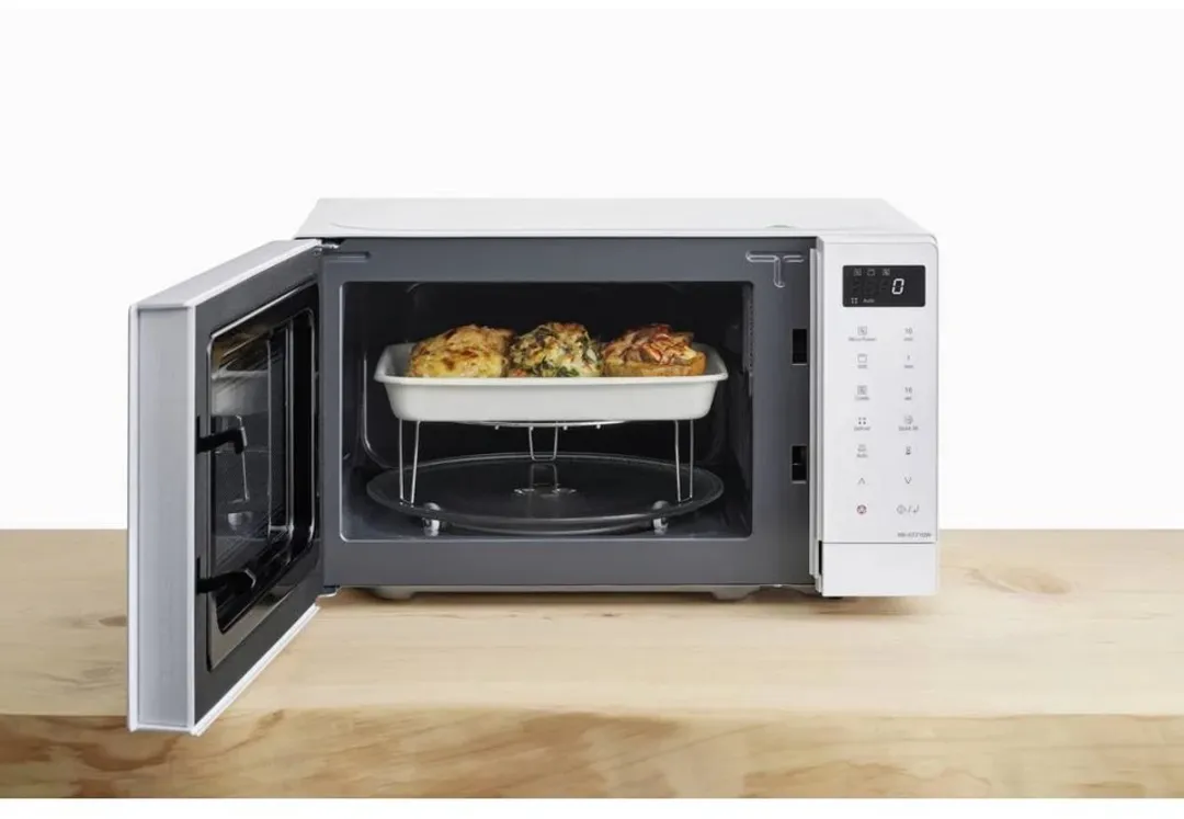 Panasonic NN-GT21QWEPG Magnetron met Grill 20L - 1000W - Wit - afbeelding 6 van 6