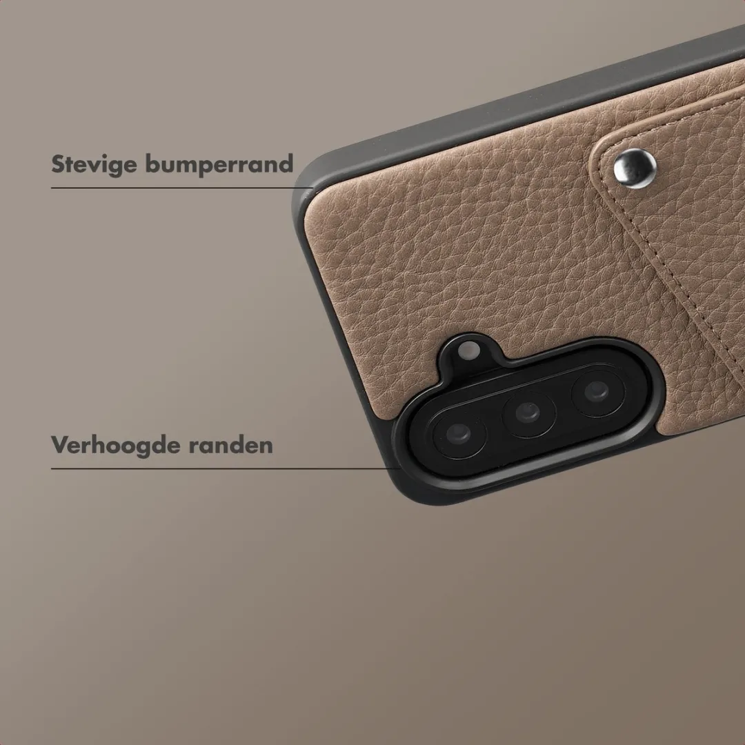 Selencia Hoesje Samsung Galaxy A57 - Pashouder Mocha Brown