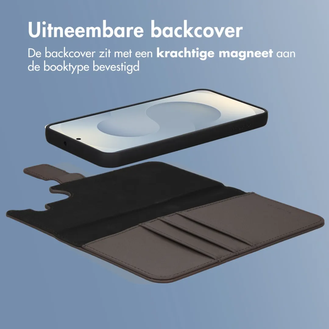 Imoshion Bookcase Hoesje Samsung Galaxy S25 - Bruin