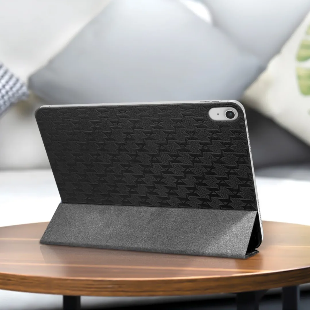 Karl Lagerfeld Ikonik Karl NFT Hoesje - iPad 10.9 2022 - Zwart