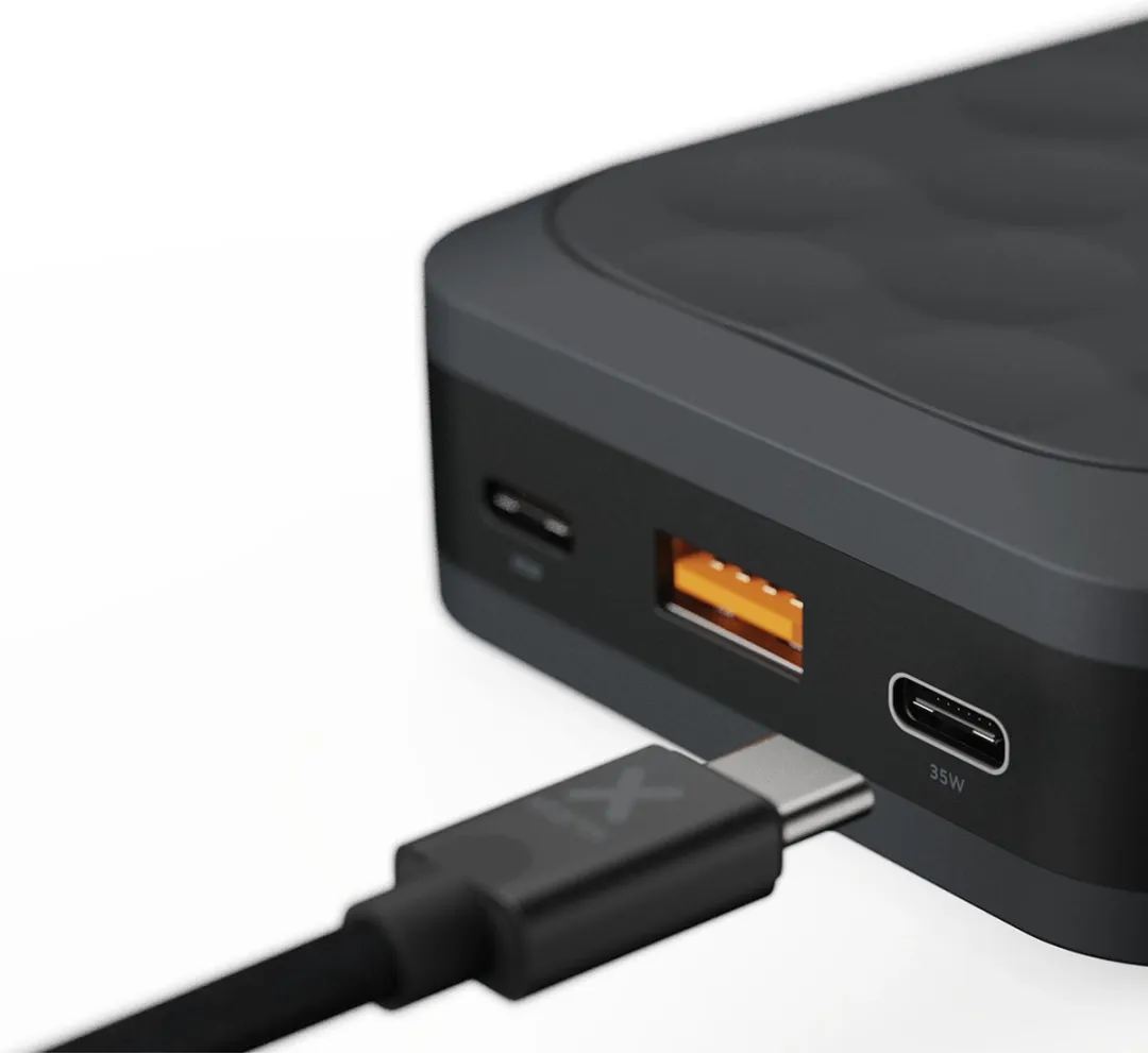 Xtorm Fuel Series 5 FS5201/XEC035 Powerbank 20.000mAh - 67W - 3x USB - Bundel