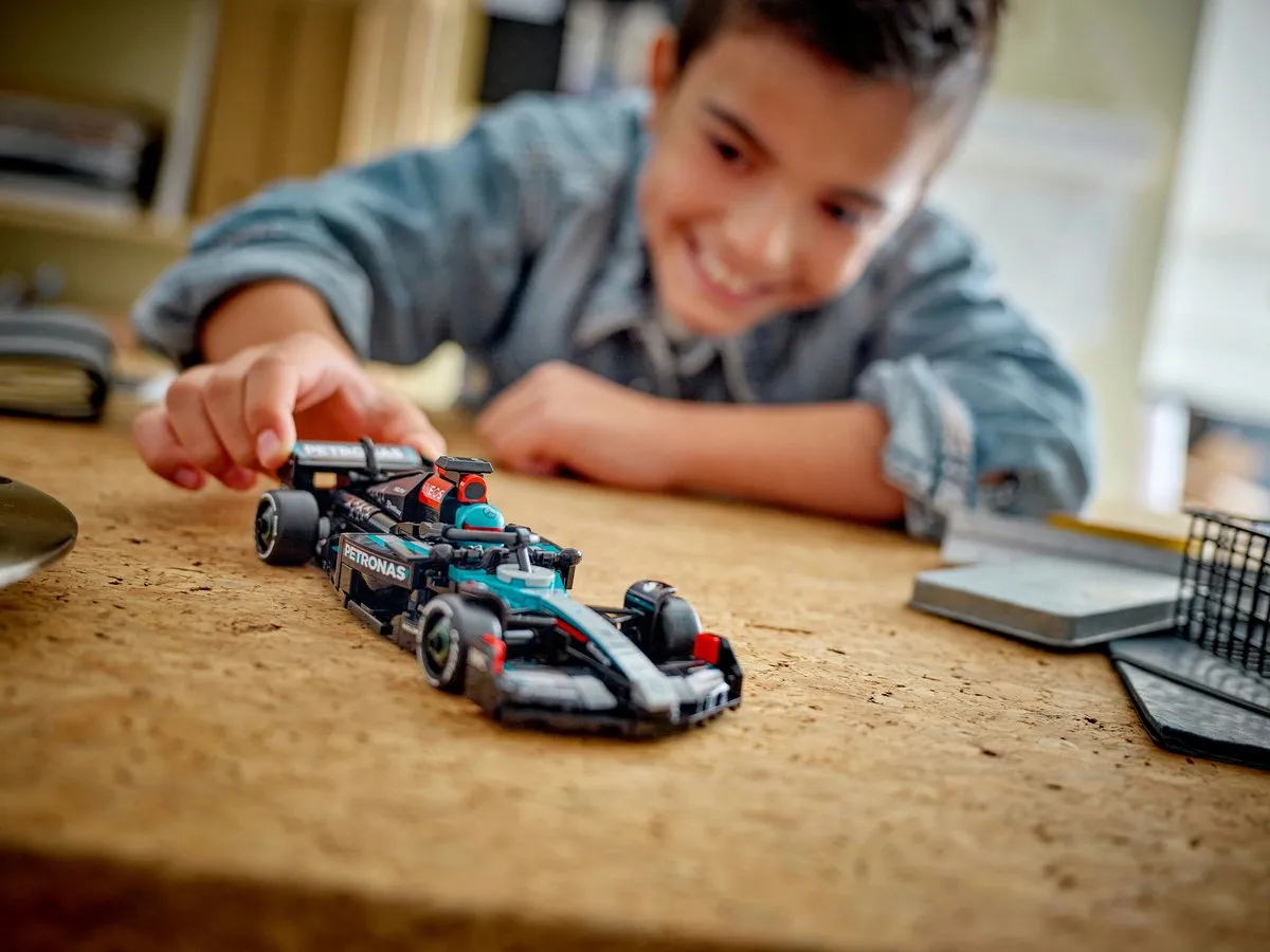 LEGO Speed Champions Mercedes-AMG F1 W15 77244 - 267 Stukken