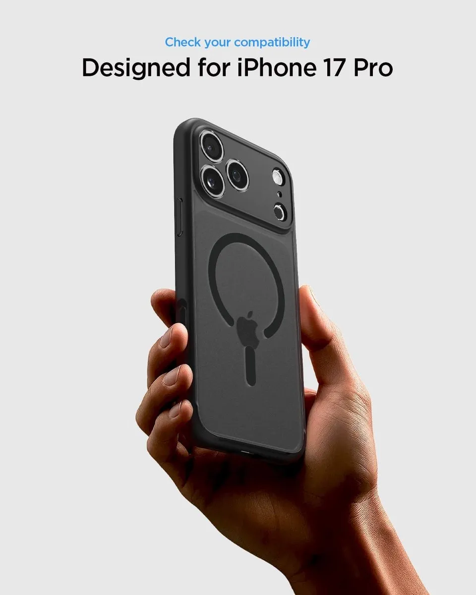 Spigen Ultra Hybrid MagFit iPhone 17 Pro Hoesje - Zwart
