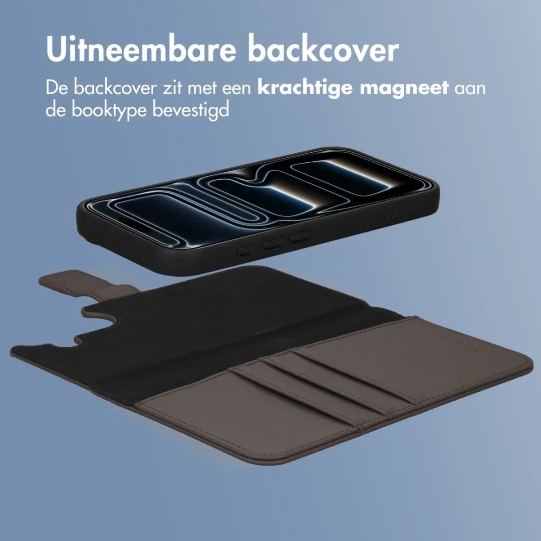 Imoshion iPhone 17 Pro Hoesje - Bookcase 2-in-1 - Bruin