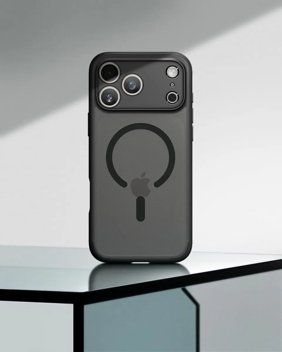Spigen Ultra Hybrid MagFit ACS06702 Hoesje - iPhone 17 Pro Max - Frost Zwart