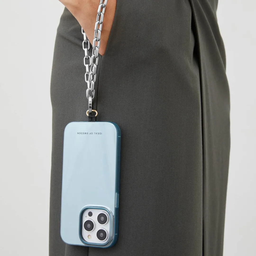 iDeal of Sweden iPhone 15 Pro Mirror Hoesje - Lichtblauw IDCLC-I2361P-483