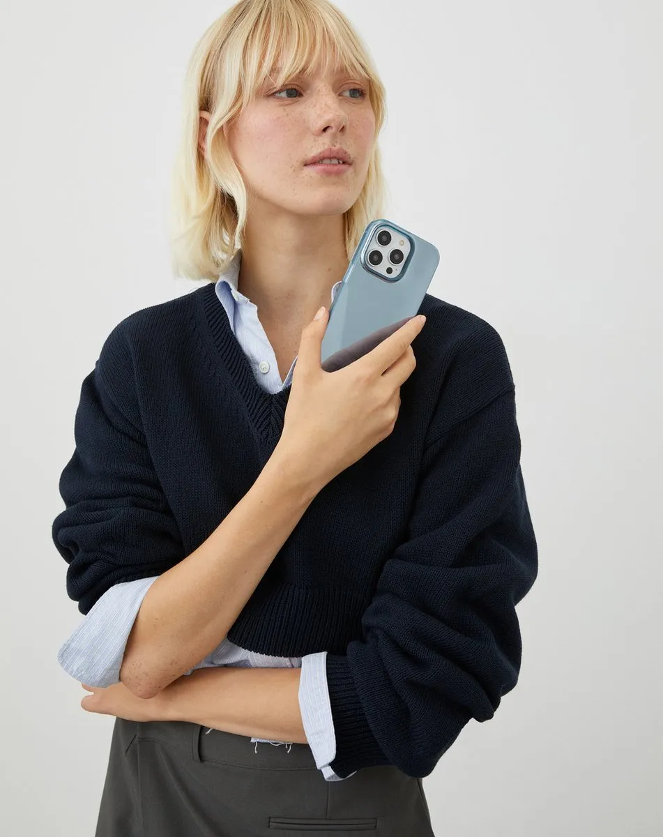 iDeal of Sweden iPhone 15 Pro Mirror Hoesje - Lichtblauw IDCLC-I2361P-483 - afbeelding 6 van 6