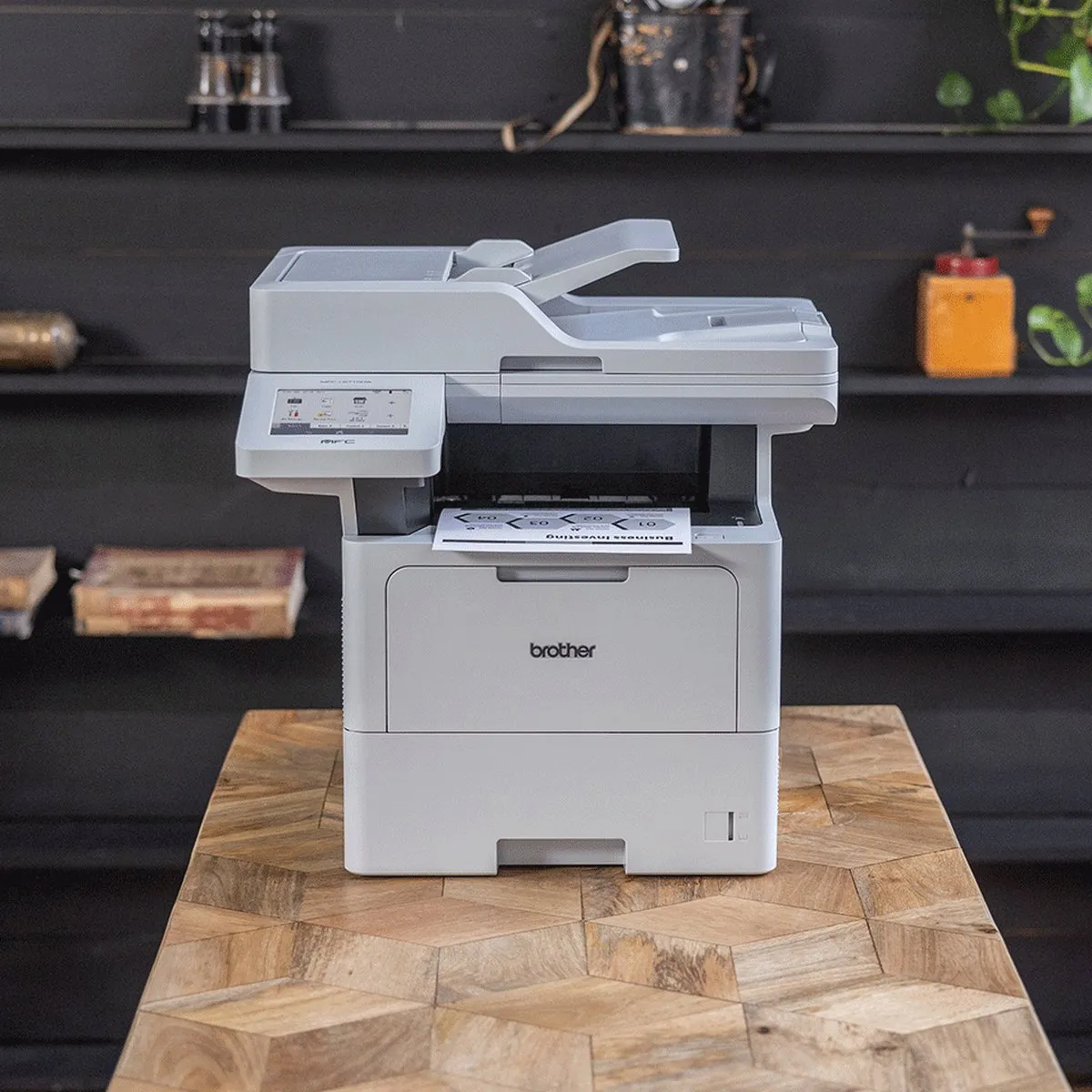 Brother MFC-L6710DW All-in-One Laserprinter - 150 Vel