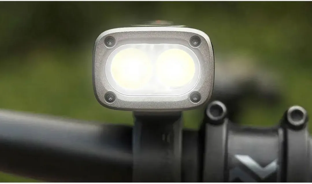 Sigma Koplamp Buster 1600 FL LED - Black