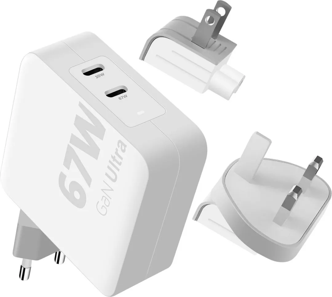 Xtorm 67W Reisstekker Wereldstekker XVC2067 - 3 Poorten - 20W USB-C PD - Wit