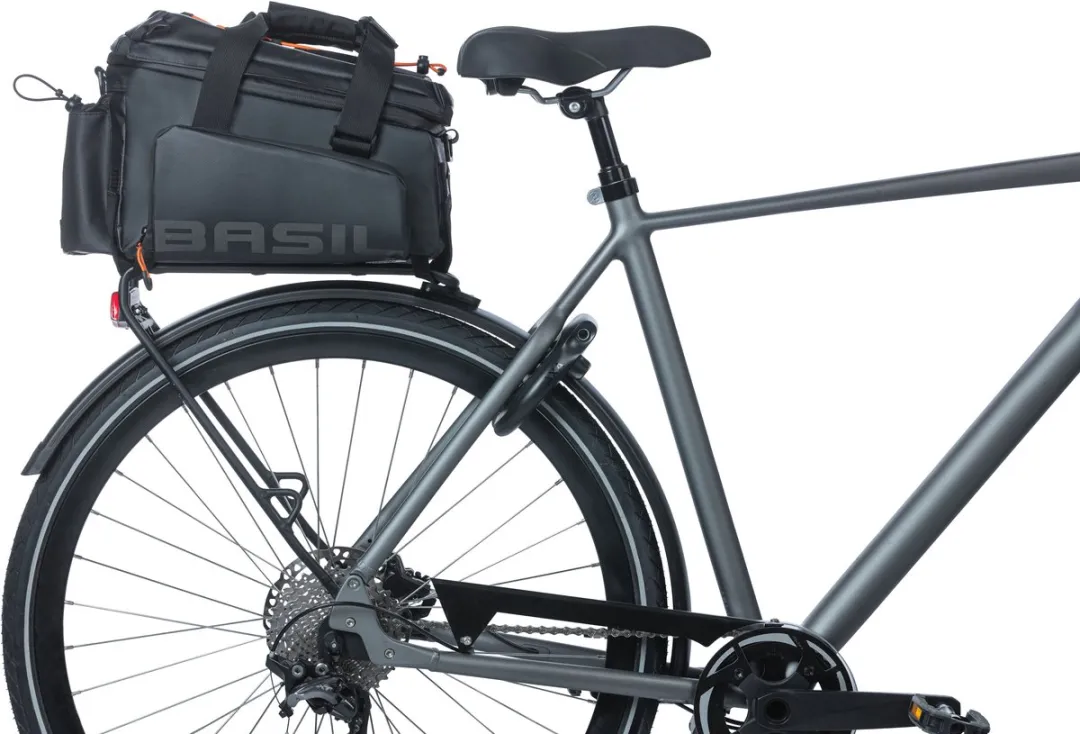 Basil Miles XL Pro Bagagedragertas 36L - Zwart/Oranje