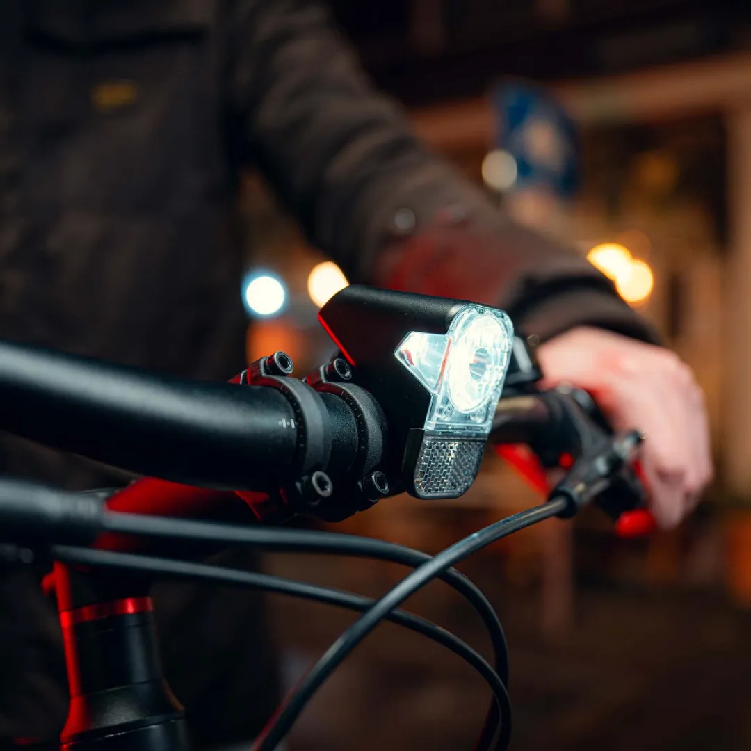 AXA Visto Fietsverlichting Set - 10 Lux - Zwart