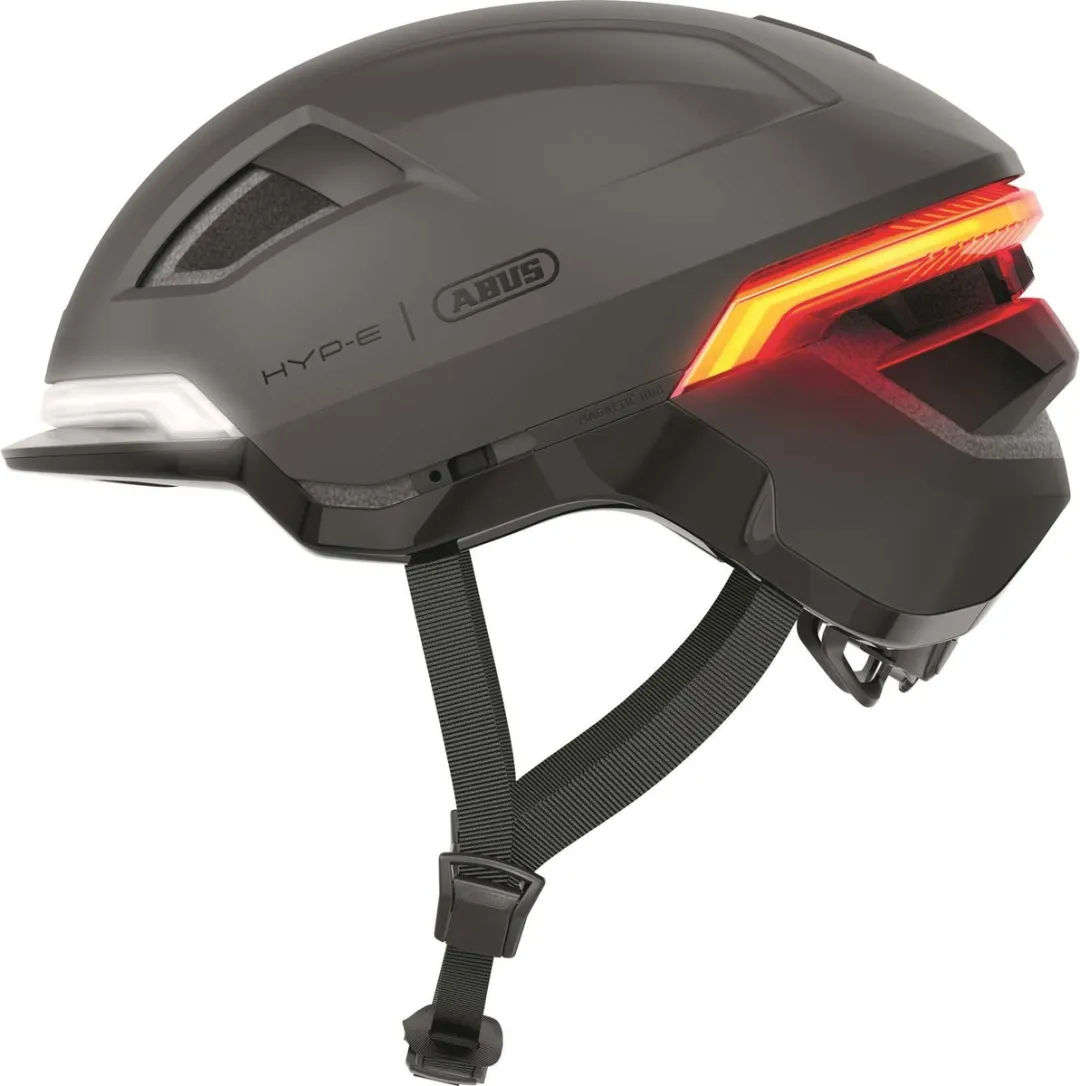 ABUS Hyp-E Volcano Titan Helm S