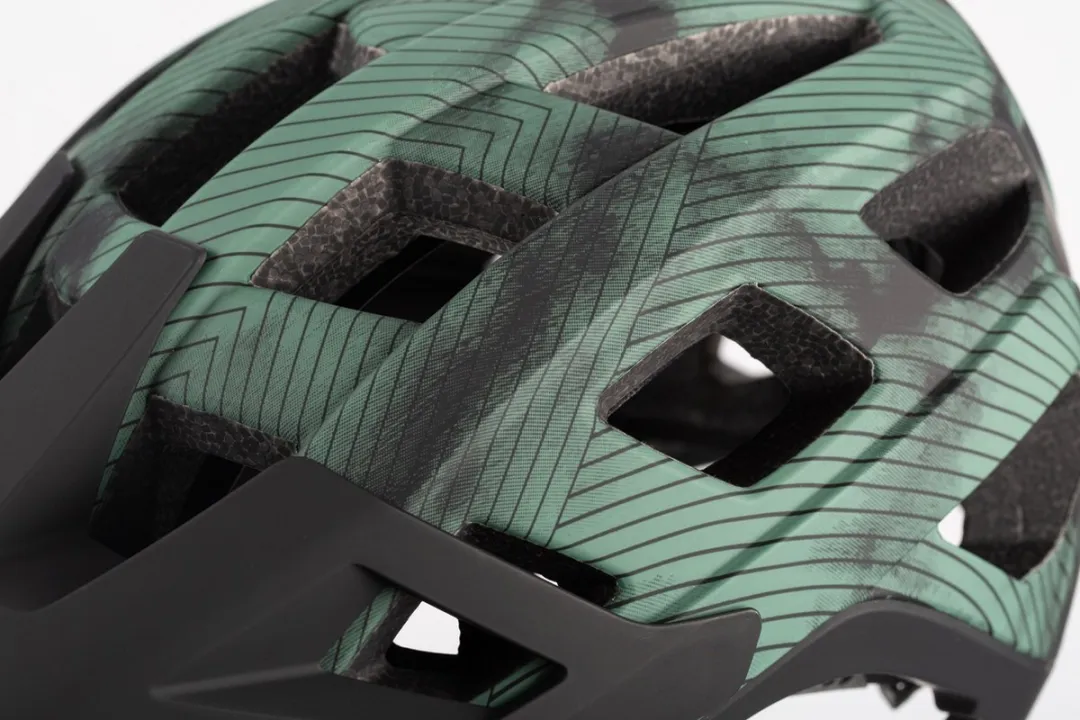 Cube Badger Fietshelm - 21 Ventilatiegaten - M - Groen