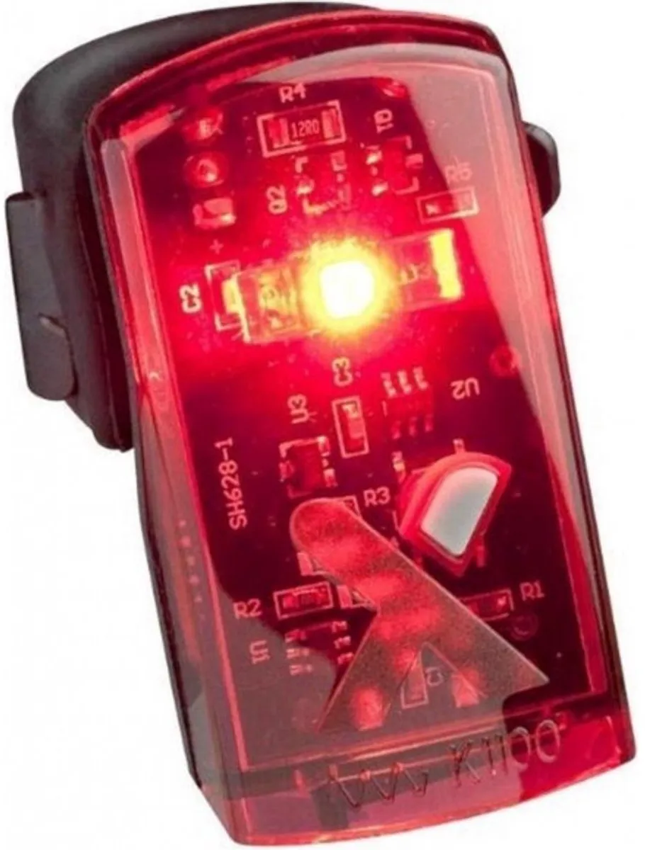 AXA Greenline USB Fiets Achterlicht - 1 LED Zadelpen - Zwart - afbeelding 3 van 6