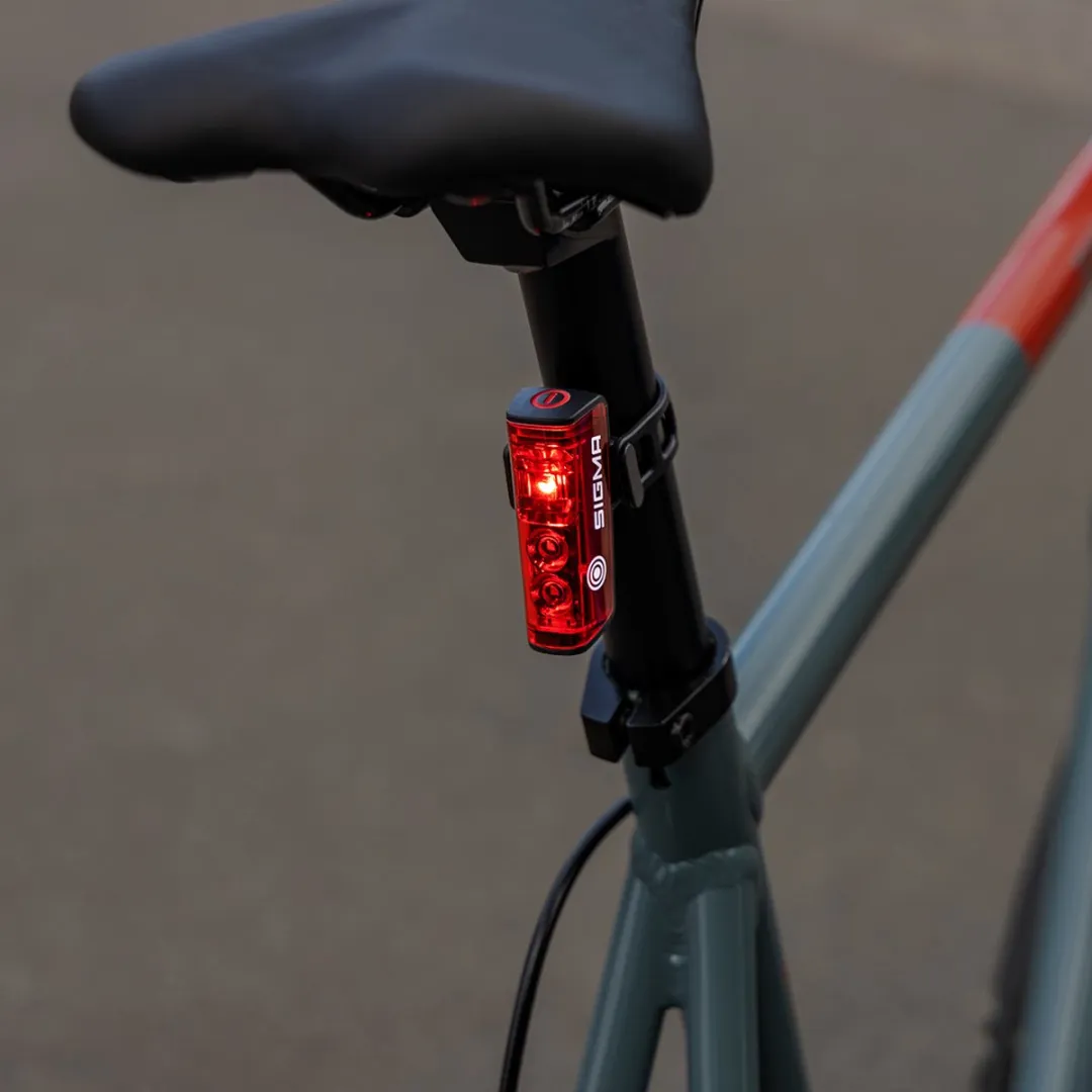 Sigma Blaze Flash USB Fiets Achterlicht - Zwart - afbeelding 6 van 6