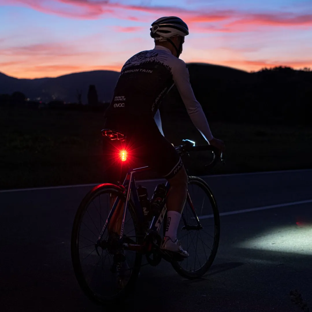 Sigma Blaze Flash USB Fiets Achterlicht - Zwart