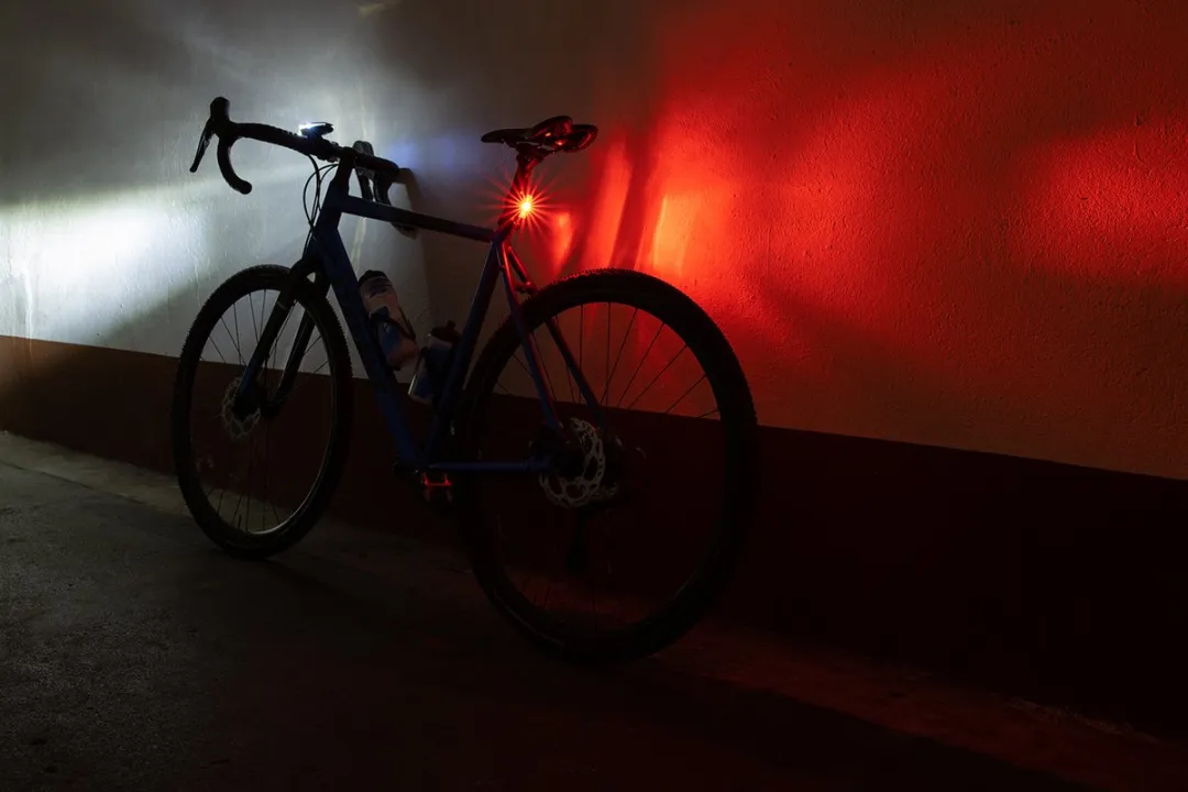 Sigma Blaze Flash USB Fiets Achterlicht - Zwart