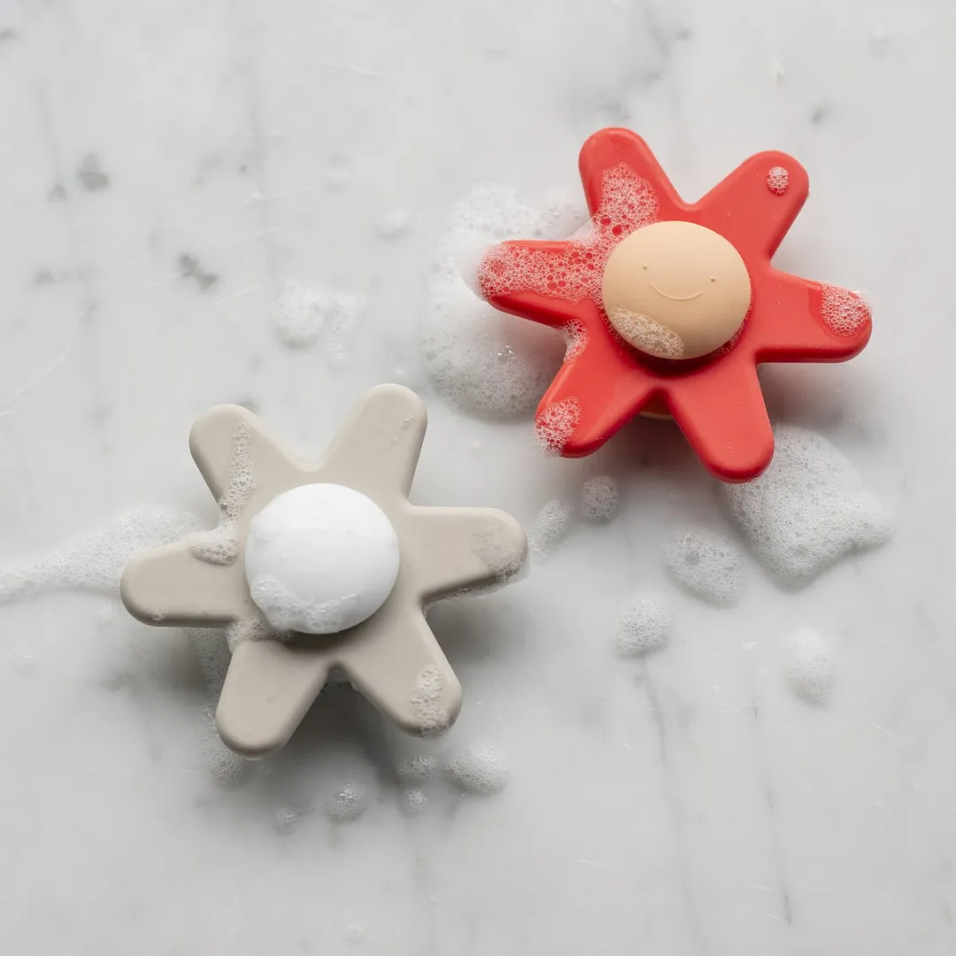 Nattou Silicone Spinner Bloem 9cm - Klei