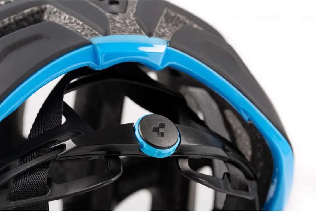 Cube Road Race Helm 24 Ventilatiegaten - 49-55cm - Zwart/Blauw