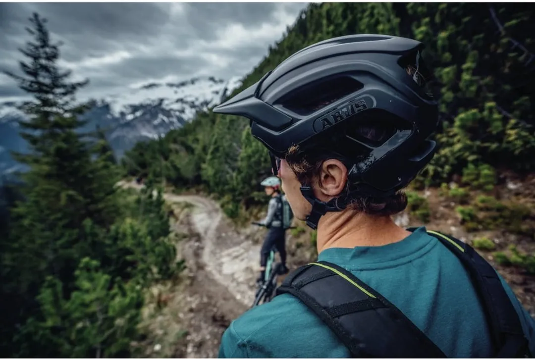 ABUS Cliffhanger Helm S 51-55cm - Zwart