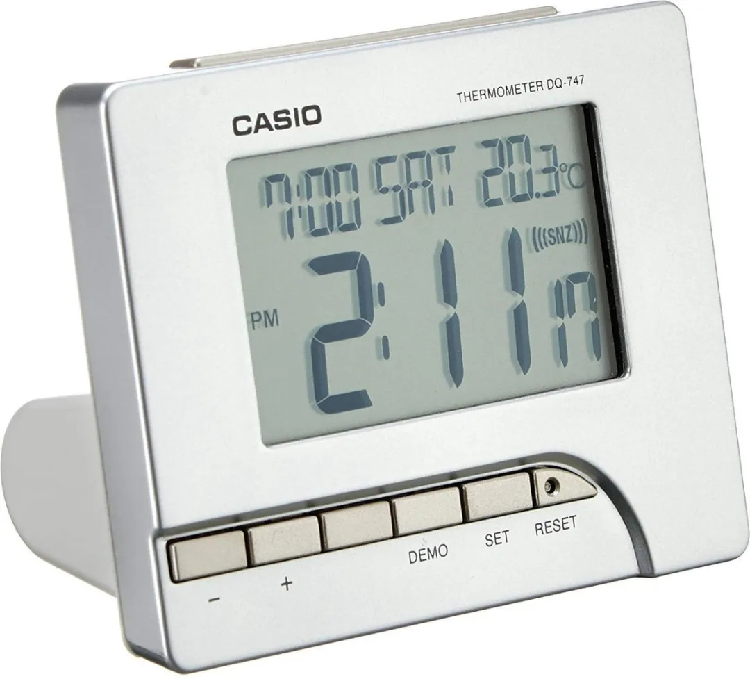 Casio DQ-747-8EF Tafelklok - Zilver