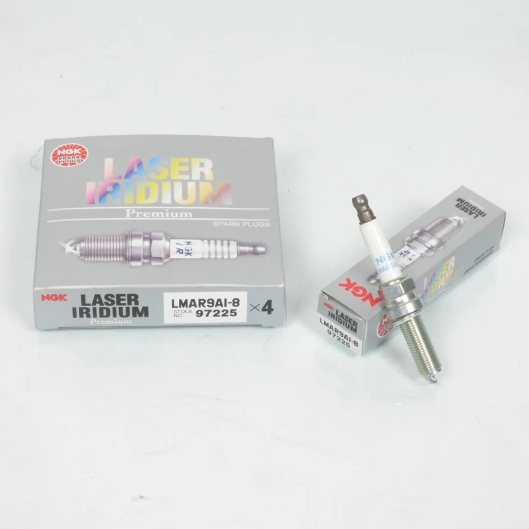 NGK LMAR9AI-8 Iridium Bougie - Zilver