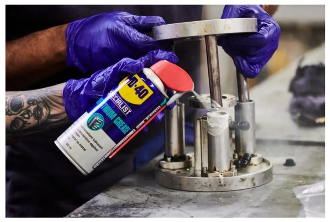 WD-40 Hoogwaardig Lithiumspuitvet 250ml - Wit