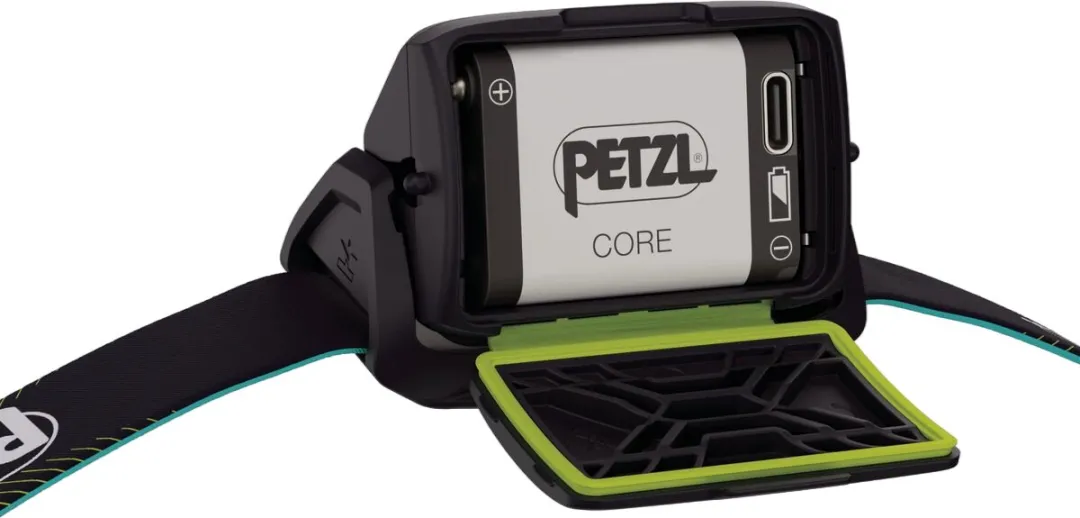 Petzl Actik Core Hoofdlamp - Green