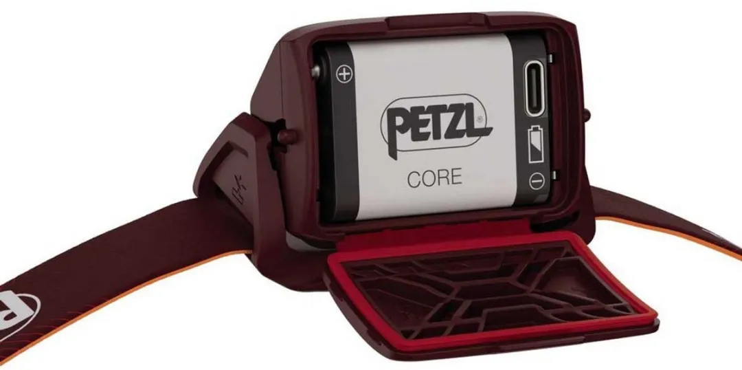Petzl Actik Hoofdlamp - Rood - afbeelding 6 van 6