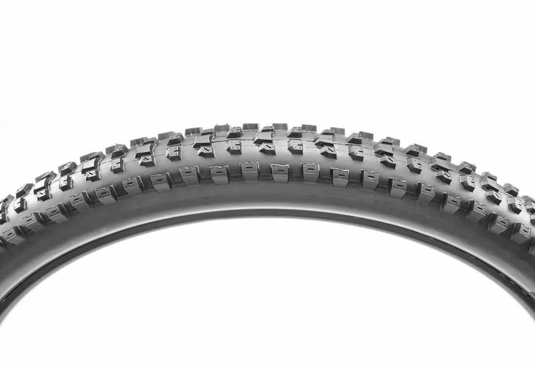 Maxxis Dissector Series 27.5x2.40 WT MTB Band