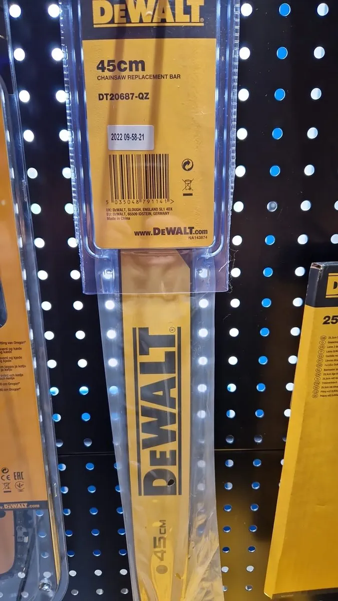DeWalt DCMCS574 Kettingzaaggeleider 45cm - Geel