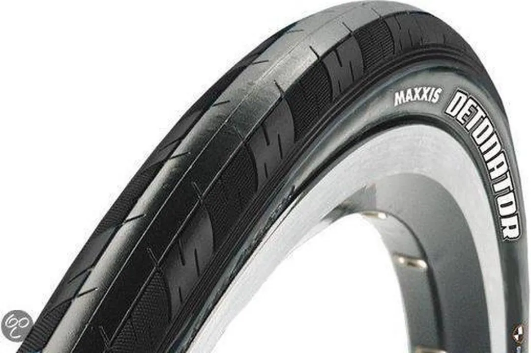 Maxxis Detonator 28-622 Raceband - 700x28c Zwart