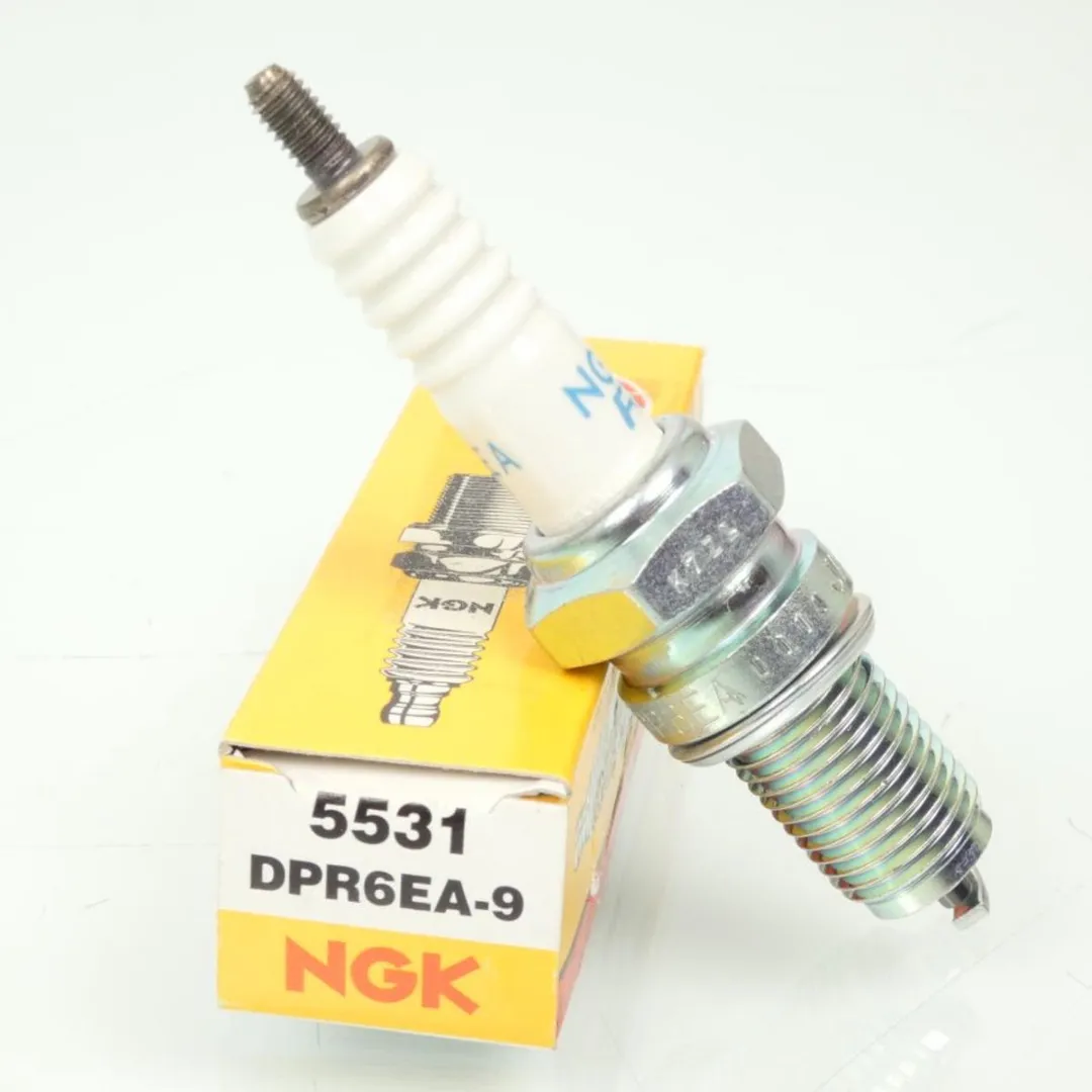 NGK Bougie voor Kymco 200 Dink Euro3 - Blanc