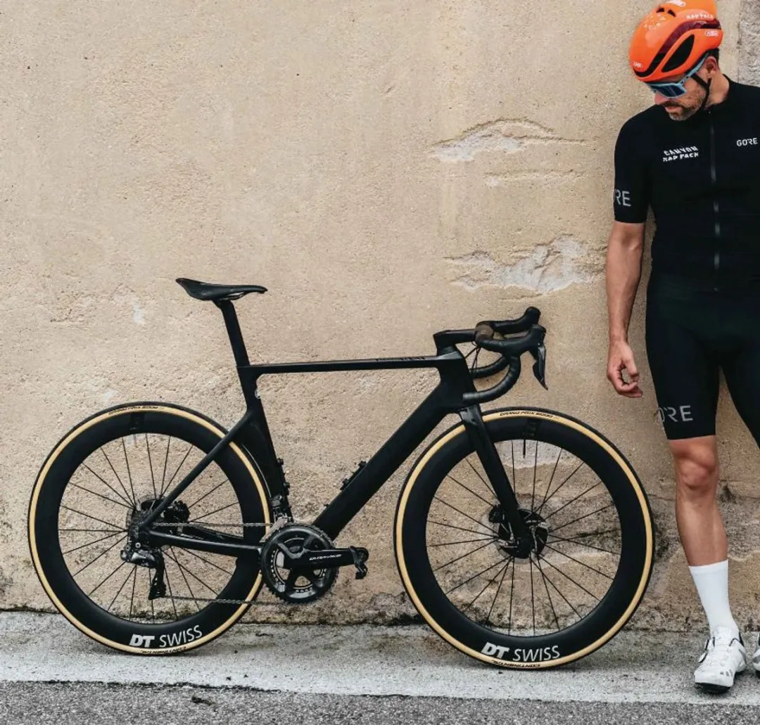 Continental Grand Prix 5000 Buitenband 28-622 - Zwart/Crème