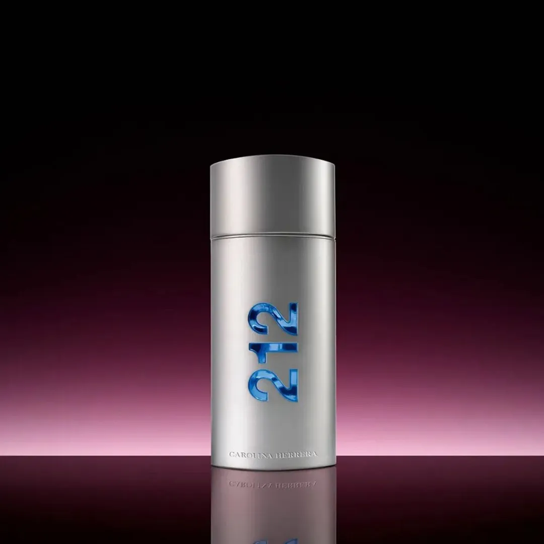 Carolina Herrera 212 Eau de Toilette 100ml