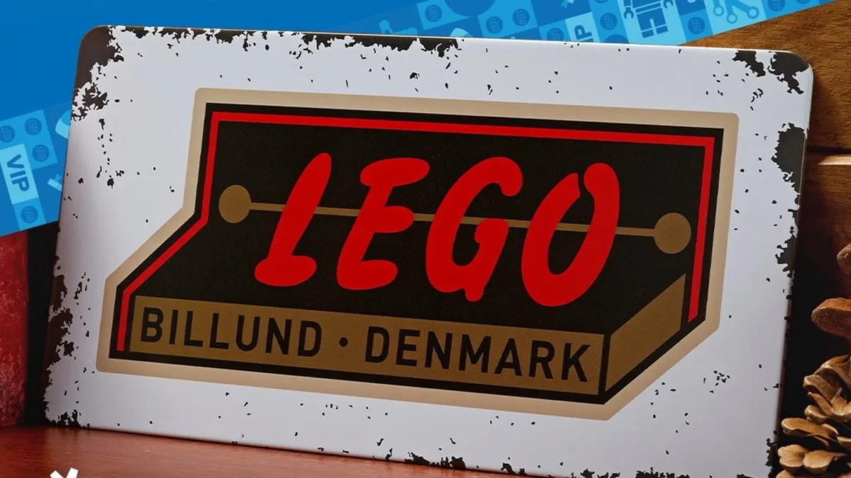 LEGO VIP 1950's Retro Tin 5007016