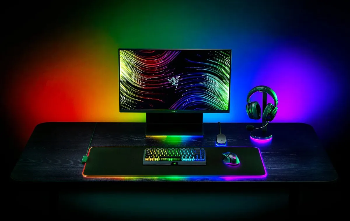 Razer Strider Gaming Muismat Chroma RGB 19 zones - Zwart
